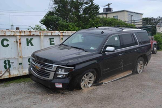 Illustration for article titled Bringing a Chevy Tahoe on a Beach: How to Ruin a Chevy Tahoe